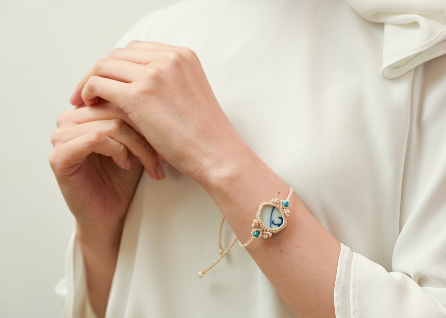 ナチュラルカラーブレスレット|畠道亜紀子