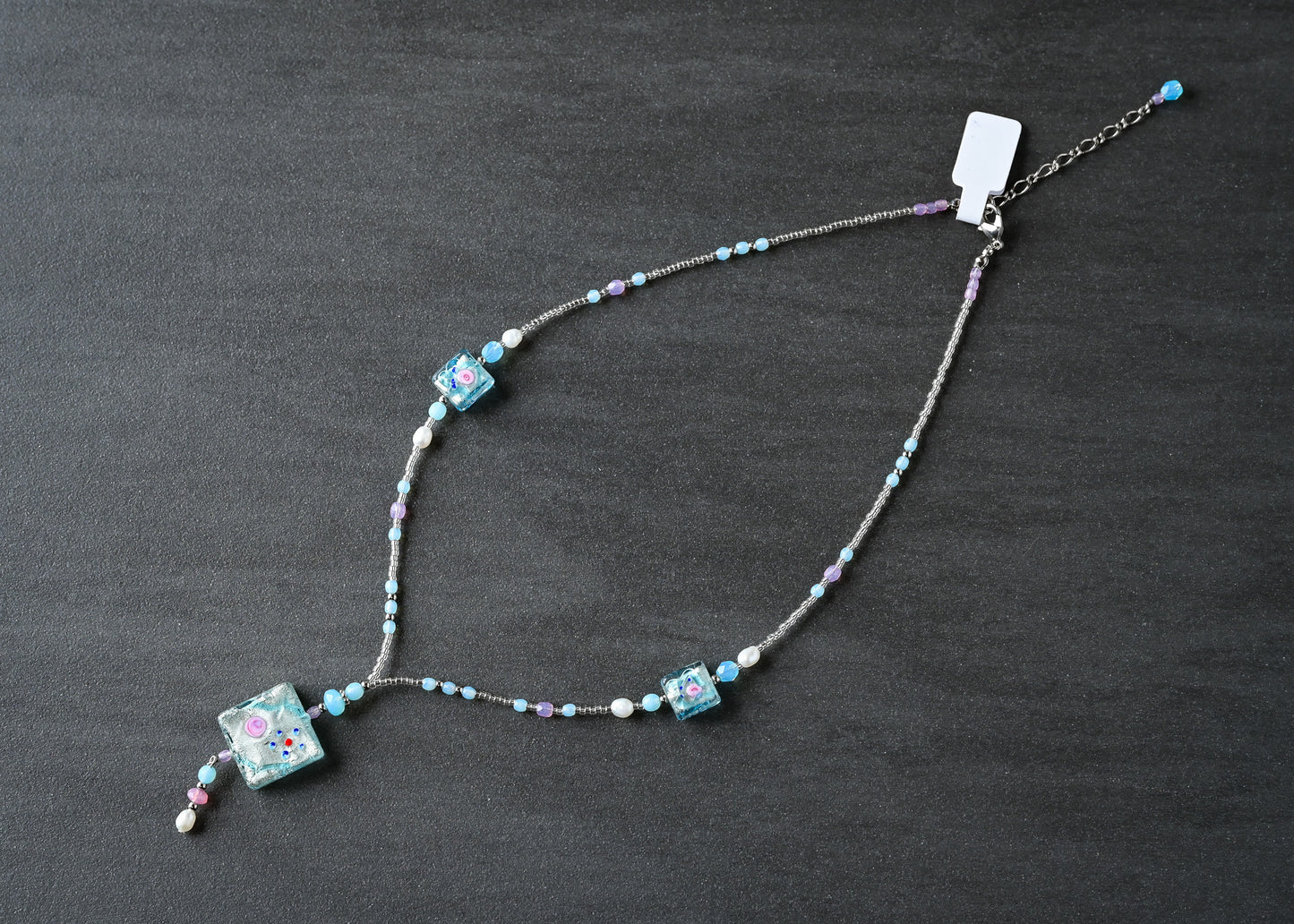 フィオラートビーズのネックレス 花柄ビーズ ときめきネックレス