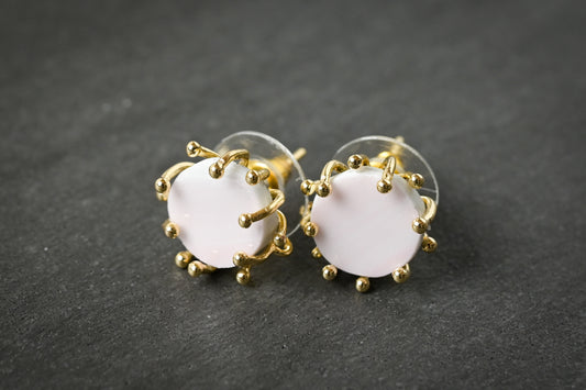 ピンク　ピンクアクリルパール　ピアス｜kusano